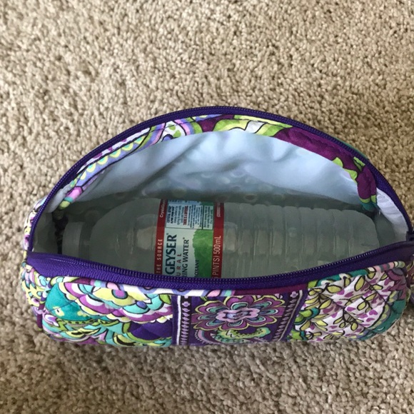 Vera Bradley Make Up Bag - Picture 4 of 4